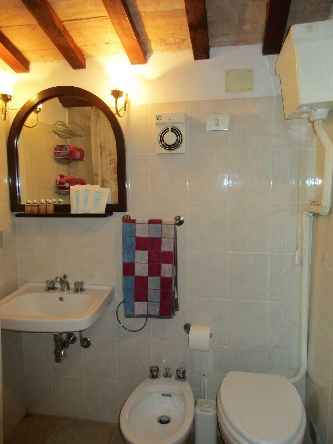B&B Carboni Penna San Giovanni Exteriör bild